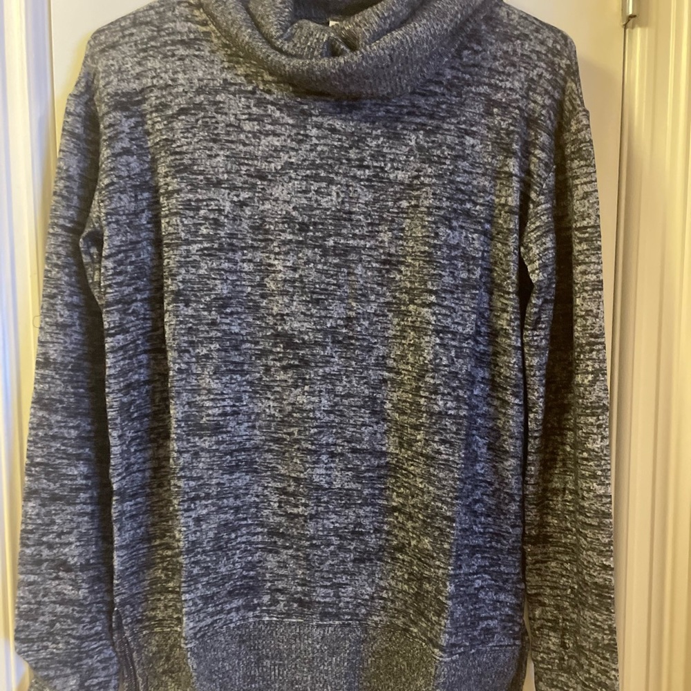 Nwt gap cowl neck sweater size xs